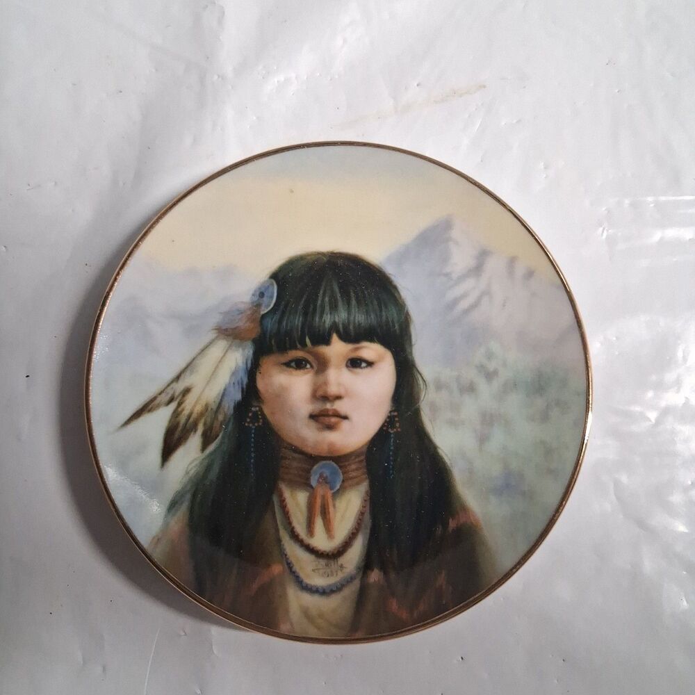 Spring Breeze by Perillo 4" Collector Plate  1989 Artifacts Portraits  has box